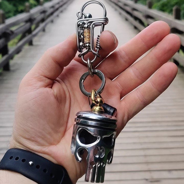 Buvala™-💀Piston art skull keychain [pendant/flashlight/bottle opener]