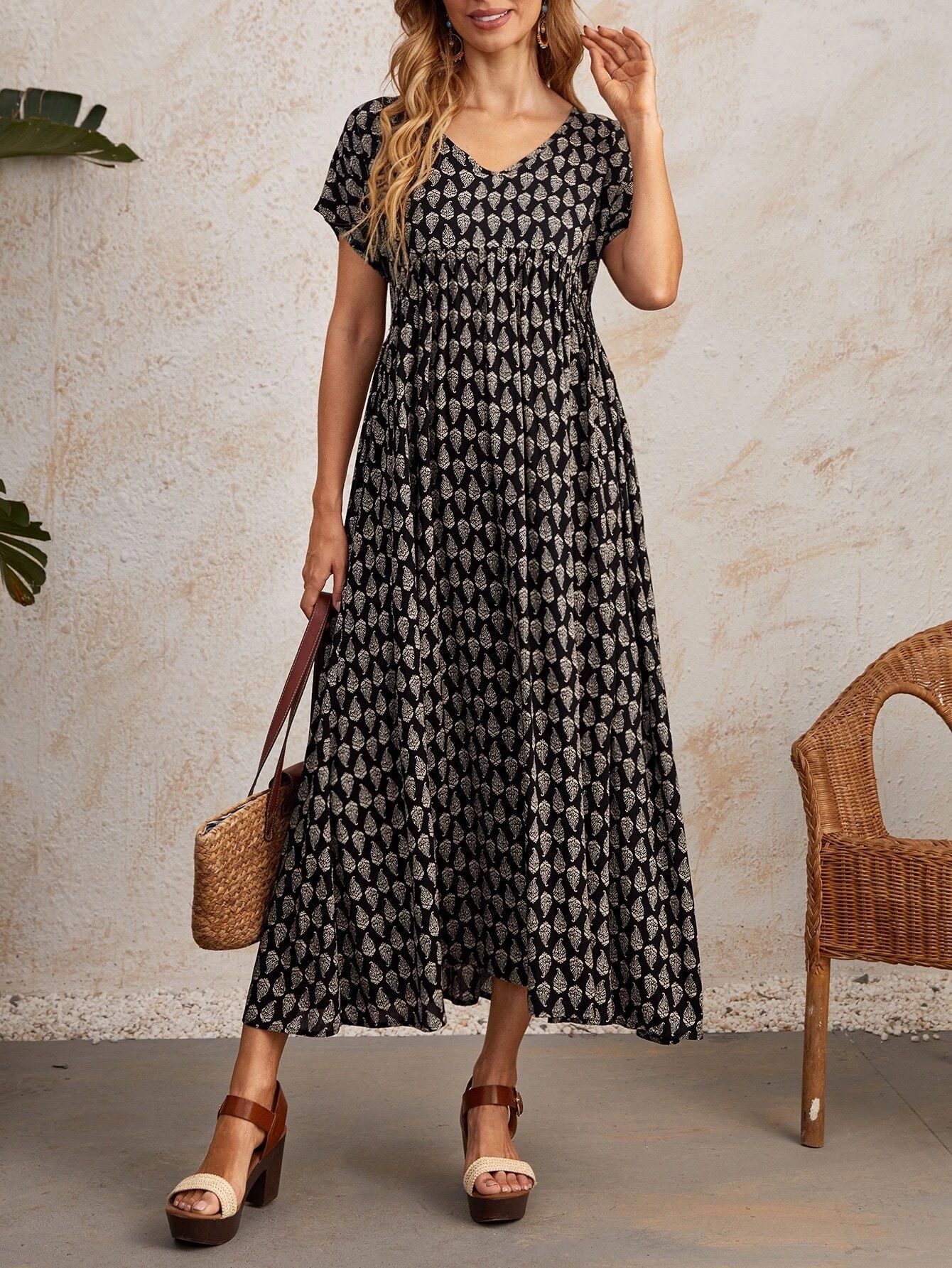 Buvala™-🌸2024 NEW Vintage Comfortable Cotton Linen V-neck dress