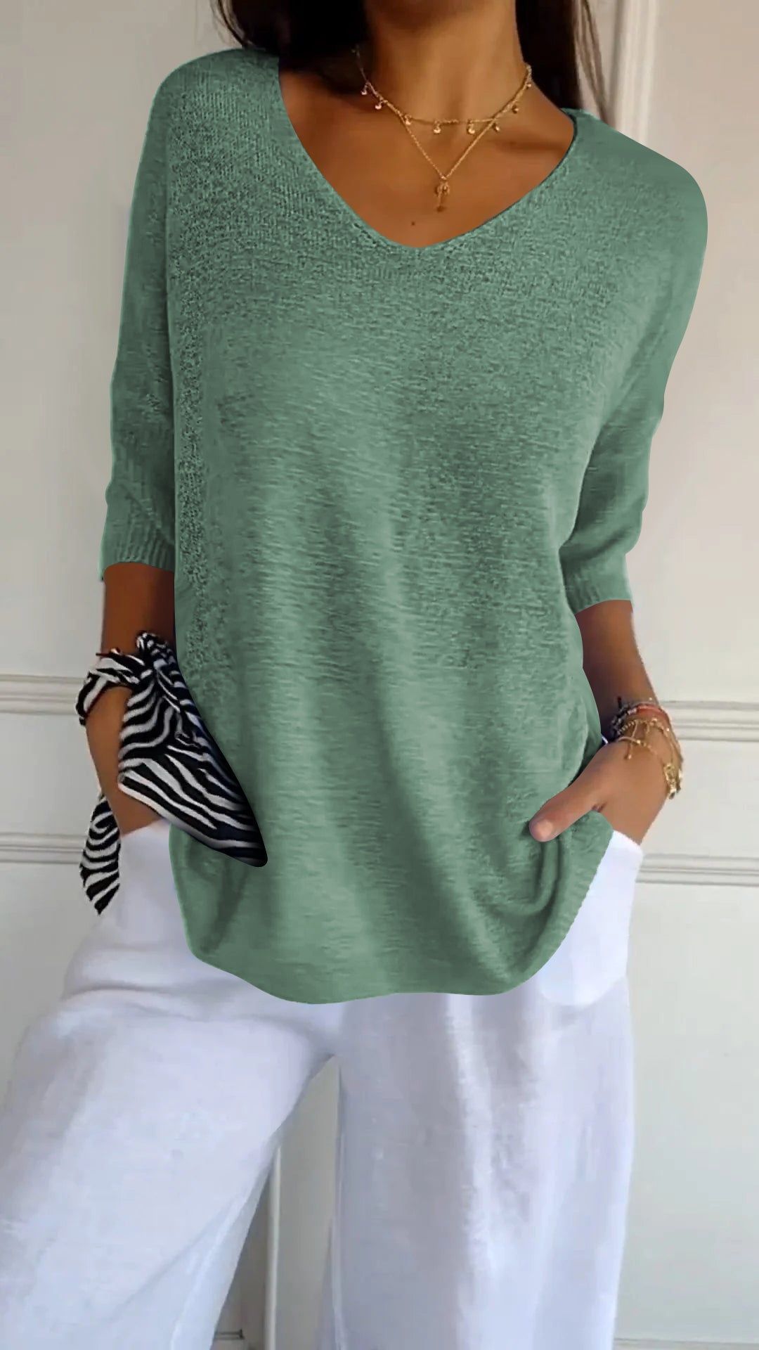 Buvala™-Solid Color Knitted V-neck Top