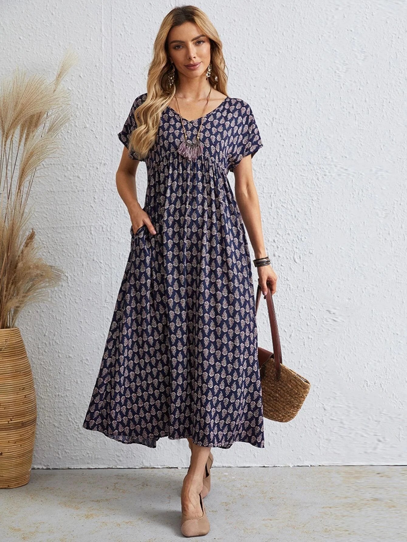 Buvala™-🌸2024 NEW Vintage Comfortable Cotton Linen V-neck dress