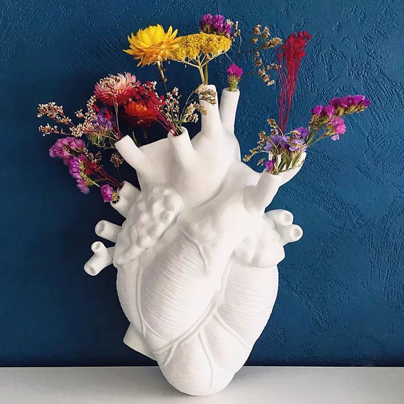 Buvala™-Heart Flower Vase